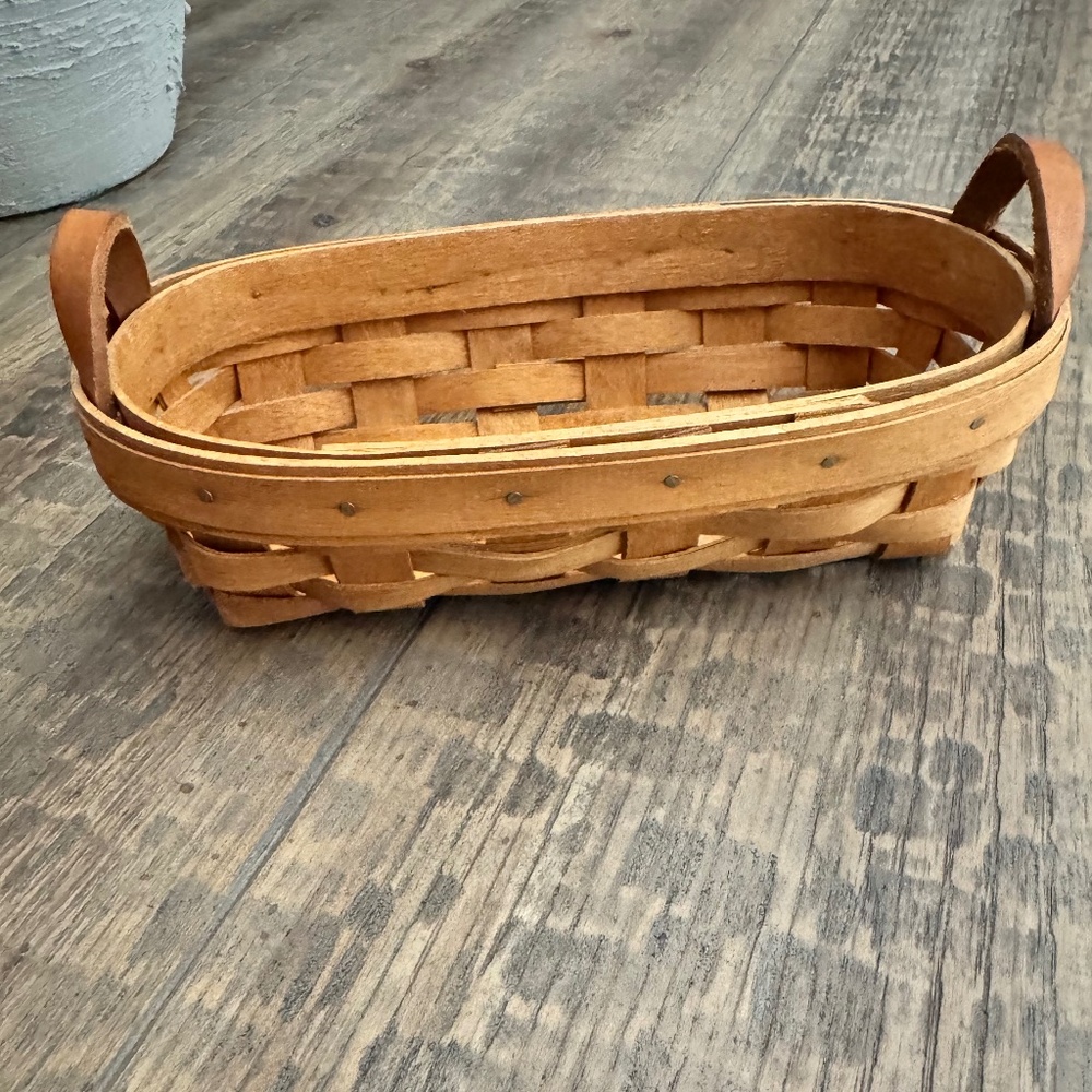 Longaberger Basket  --  Lavender Booking Basket